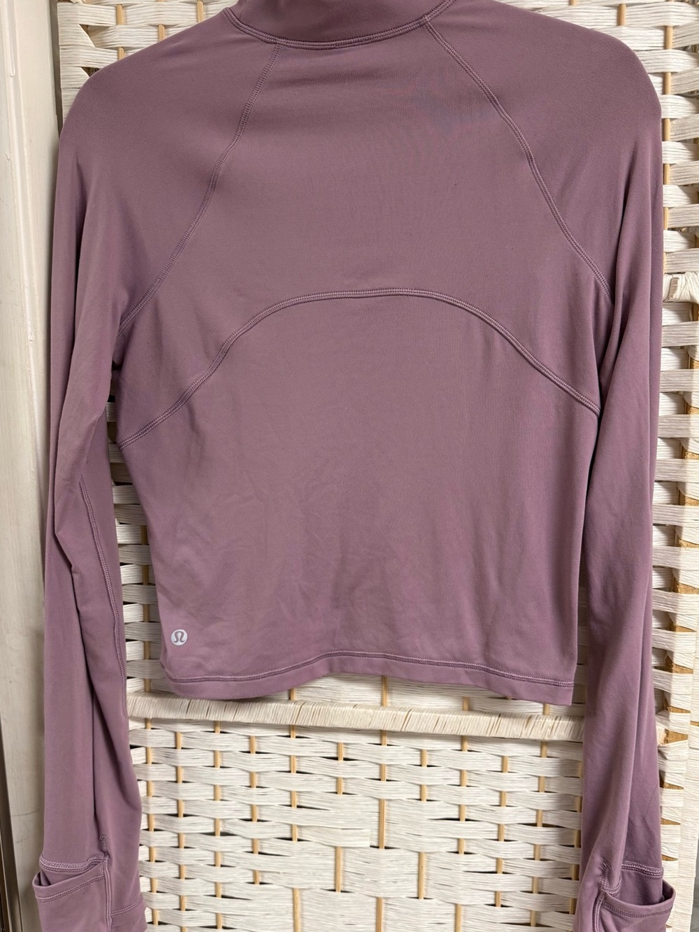 lululemon athletica Mauve Long-Sleeve Cropped Top Size Medium